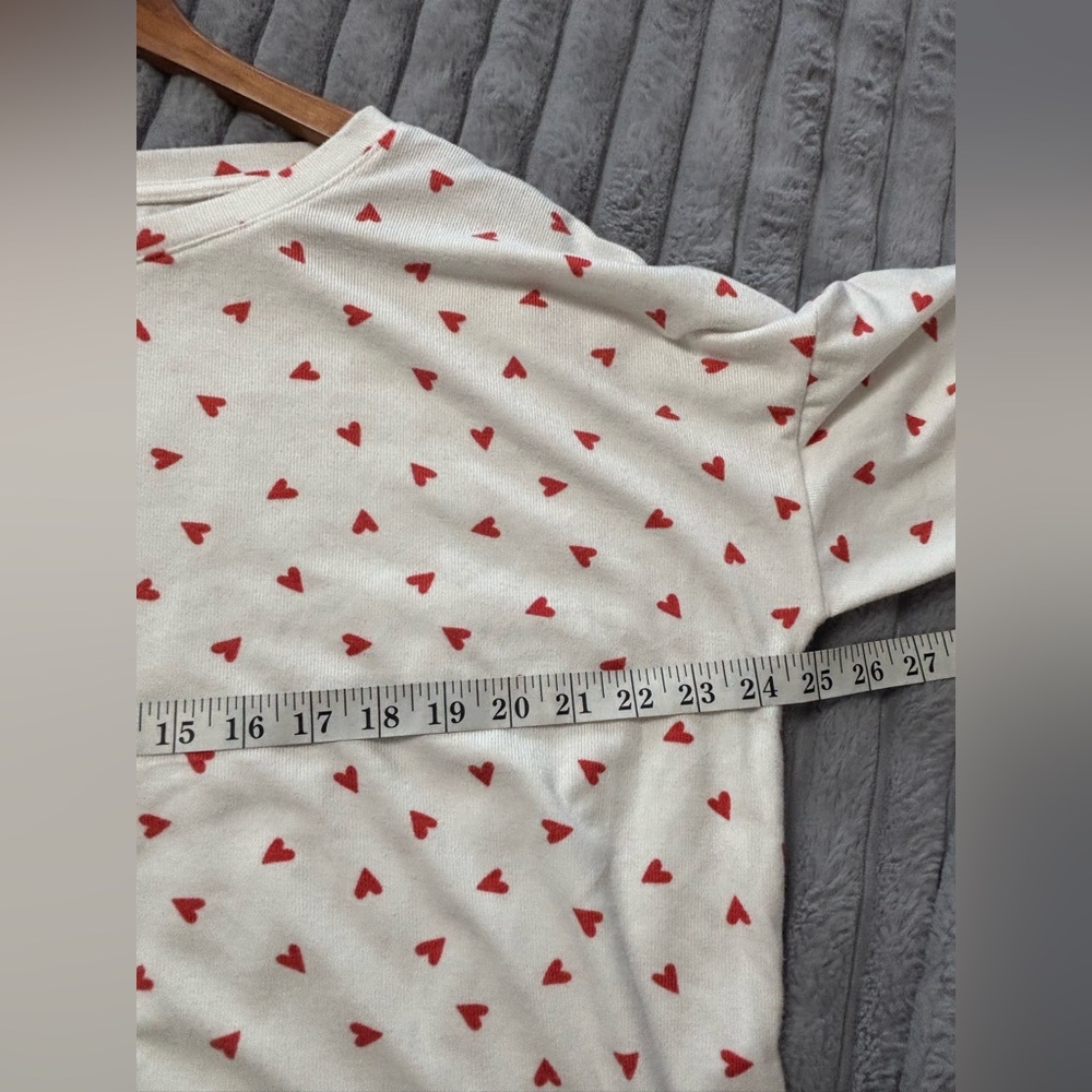 Red Heart Patterned Cozy Top - Picture 7 of 9